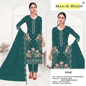 Costume pakistanais dynamique avec broderie luxueuse idéal pour les mariages et les rassemblements spéciaux pour l'exportation - Product Image 3