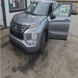 MITSUBISHI OUTLANDER BLACK EDITION S-AWC 2022 d'occasion, conduite à gauche/droite - Product Image 1