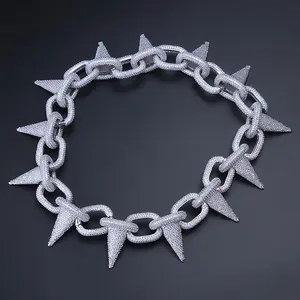 Colgante de Hueso con Púas Trippie Redd al por Mayor, Joyería Hip Hop de Latón Chapado en Oro y Plata con Circonita Cúbica, Gargantilla Punk con Remaches B2B - Product Image 5