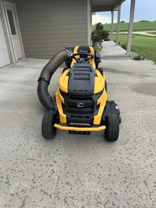 2021 Cub Cadet XT2ขี่ LX46เครื่องตัดหญ้า - Product Image 2