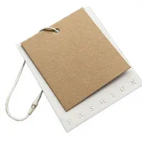 Logo gravé personnalisé papier étiquette volante ensemble 600gsm étiquettes imprimées pour vêtements vêtements vêtements