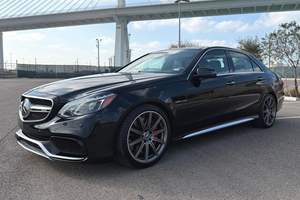 MERCEDES-BENZ E63 S AMG SEDAN 2015 USADO, VOLANTE A LA IZQUIERDA/DERECHA - Product Image 2