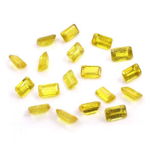 Zafiro Amarillo Natural de Bangkok, Calibrado, en Forma de Octágono, Varios Tamaños, Corte Brillante, Corte Esmeralda, Marquesa, Ovalado, Cojín, Rojo, Verde - Product Image 1