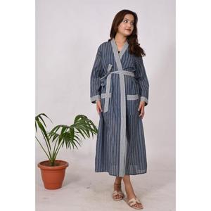 Kimono de algodón hecho a mano con patrón de rayas para mujer, albornoz con estampado de bloques florales, ropa de dormir ligera - Product Image 4