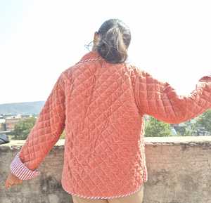 Abrigo de Invierno Acolchado Reversible Transpirable de Terciopelo de Algodón, Chaqueta Hermosa Hecha a Mano para Mujer - Product Image 3