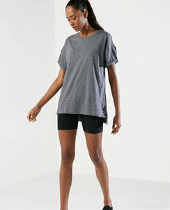 Camiseta Corta de Verano para Mujer, Corte Ajustado, con Cierre, Diseño Personalizado, Bordado de Alta Calidad y Serigrafía - Product Image 4