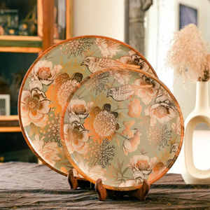 Bandeja de madera para decoración de cocina con forma personalizada de trabajo Meena y plato de fruta seca de madera de mango proveedor mayorista - Product Image 1