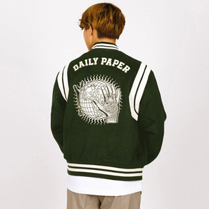 Veste universitaire pour homme personnalisable, écologique, imperméable, coupe-vent, style gothique, polyester/coton, service OEM/ODM, fabriqué au Pakistan - Product Image 5