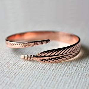 Thick pure copper <b>bracelet</b> with stylish hammered texture for arthritis relief <b>healing</b> meditation wellness for men women - Product Image 6