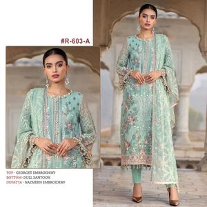 Bordado de Georgette con fondo de Stanton opaco con traje de Dupatta bordado Nazmeen - Product Image 4