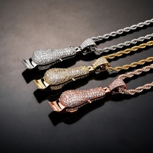 Collares de Alta Calidad de Moda Hip Hop Chapados en Oro con Colgante de Maquinilla de Afeitar y Diamantes de Laboratorio, Venta al por Mayor, Regalo de Joyería - Product Image 4