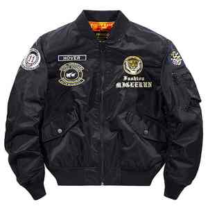 Vente en gros de blousons aviateur pour hommes en nylon 100% personnalisés avec fermeture à bouton en corne, style streetwear, coupe-vent d'hiver, noir - Product Image 3