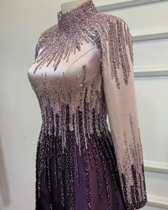 Robe de mariée en satin de qualité supérieure, motif cristal, détails faits à la main, élégance unique pour mariage, soirée formelle, longueur maxi courte - Product Image 2