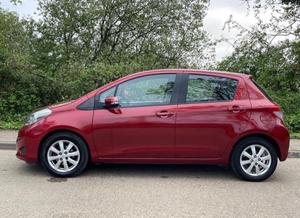 TOYOTAS YARIS USADOS DE GASOLINA, Disponibles con Volante a la Izquierda y Derecha, SUV - Product Image 3