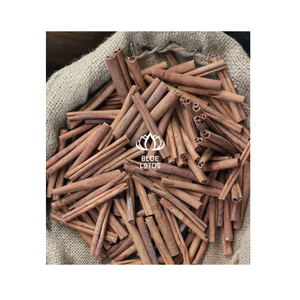 Bâtonnets mixtes biologiques de haute qualité assaisonnement écorce de cannelle Cassia Bâtonnets de cannelle Rouleaux de cannelle Entiers Prix de gros Épices - Product Image 1