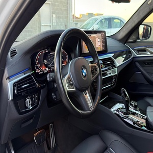BMW M 550i xDrive 2023, boîte automatique, voiture intelligente, super intelligente, titre propre, sans accident, faible kilométrage - Product Image 5