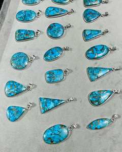 Pendentifs en pierres précieuses naturelles de meilleure qualité Cabochon Pierres précieuses semi-précieuses Pendentifs en vrac Pendentif en cristal Pierres de haute qualité - Product Image 4