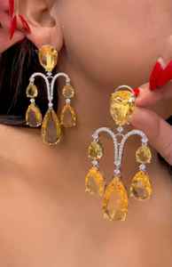 Boucles d'oreilles en pierre double CZ, aspect luxueux, design magnifique, parfaites pour les soirées, complètent les tenues ethniques et occidentales - Product Image 2