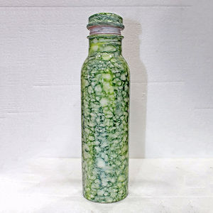 Botella de agua de yoga Botella de agua Ayurvédica con botella de agua de cobre de color verde y marrón Diseño simple para el mejor beneficio de salud de agarre - Product Image 5