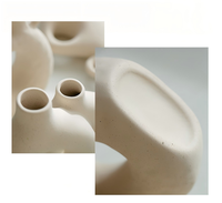 Vase en céramique creux abstrait moderne |   Vase décoratif minimaliste mat pour la décoration de la maison