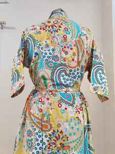 Robes kimono 100% coton, magnifiques robes kimono en coton, robes kimono indiennes en coton à motifs floraux, best-seller, cadeaux pour elle et lui, vêtements de détente - Product Image 6