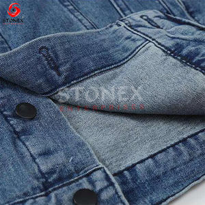 2023 nouveauté femmes coupe ample veste complète léger délavé sur les côtés Denim manteau bouton avant coton rempli approvisionnement en gros - Product Image 3