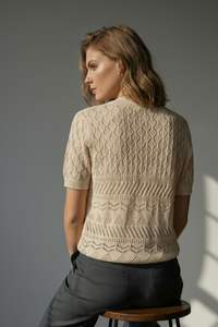 Cárdigan de Algodón Orgánico con Cuello en V para Mujer - Cárdigan de Punto Calado de Manga Corta - Blusa Sostenible con Botones - Product Image 3