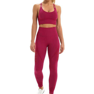 Ensemble de vêtements de sport pour femmes, design personnalisé, legging et soutien-gorge deux pièces, vente chaude, ensemble de yoga pour femmes, vêtements de sport, ensemble de yoga pour adultes - Product Image 4