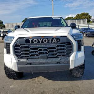 Toyota Tundra Limited CrewMax 2023 Usada con Caja de 5.5' - Product Image 1