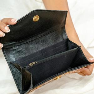 Cartera tallada a mano de nuevo diseñador, cartera de mano con estilo de cuero genuino para el cabello en la cartera de piel de vaca, carteras de pulsera de cuero occidental - Product Image 5