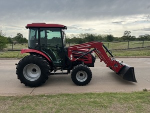 รถไถเดินตาม Mahindra 3555i ATC ขับเคลื่อน 4 ล้อ พร้อมที่ตักด้านหน้า 21 แรงม้า เครื่องยนต์ดีเซล 16.3 ลิตร สำหรับงานภาคเกษตร - Product Image 3