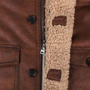 เสื้อแจ็คเก็ตหนังแกะสำหรับผู้ชาย ดีไซน์เนอร์ สำหรับฤดูหนาว คอตั้ง พร้อมโลโก้ด้านหน้า รับผลิตแบบ OEM ออกแบบตามสั่งสำหรับแบรนด์ส่วนตัว - Product Image 4