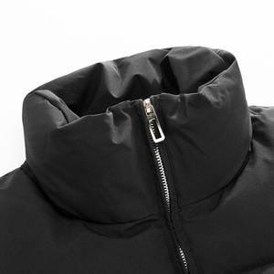 Veste en duvet d'hiver avec logo personnalisé pour hommes Vente de gros Col montant Fitness Bomber Puffer Jacket - Product Image 3