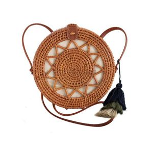 Bolso de Hombro de Ratán Hecho a Mano Estilo Vintage, Bolso Redondo de Paja Tejida con Textura Natural, Accesorio de Moda Bohemio para la Playa - Product Image 2