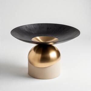 EmperorTouch Cuenco artesanal hecho a mano Imperial Goldleaf Grabado Comedor de lujo Regal Elan Soporte de presentación culinaria Aluminio - Product Image 2