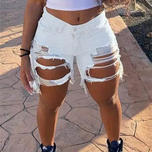 กางเกงยีนส์ขาดรุ่นใหม่ล่าสุดประจำปี 2021 ดีไซน์สำหรับฤดูร้อน เอวสูง ทรงขาสั้น สำหรับผู้หญิง ผลิตจากผ้ายีนส์เนื้อนุ่ม - Product Image 2