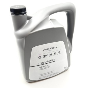 Full <b>synthetic</b> engine <b>oil</b> <b>5W30</b> for Volkswagen with high fuel economy protection and emissions system compatibility - Product Image 4