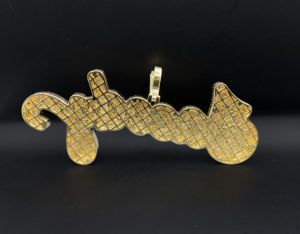 สร้อยคอจี้ฮิปฮอปชุบเงินสแตนเลสประดับเพชร CZ แบบกำหนดเองสำหรับทุกเพศ - Product Image 2