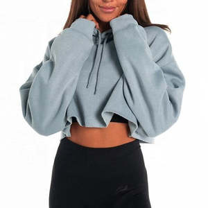 Sudadera con capucha superior corta personalizada para mujer, Sudadera con capucha informal para mujer, Sudadera con capucha recortada de gran tamaño para mujer - Product Image 2