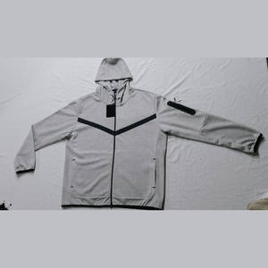 Chándales de Alta Calidad con Diseño Personalizado y Logotipo, Chándales Deportivos Holgados y Transpirables para Hombre, Venta al por Mayor OEM - Product Image 1