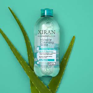 <span class=keywords><strong>Eau</strong></span> <span class=keywords><strong>micellaire</strong></span> nettoyante naturelle <span class=keywords><strong>à</strong></span> <span class=keywords><strong>l</strong></span>'aloès <span class=keywords><strong>Eau</strong></span> <span class=keywords><strong>micellaire</strong></span> nettoyante <span class=keywords><strong>à</strong></span> <span class=keywords><strong>l</strong></span>'<span class=keywords><strong>acide</strong></span> <span class=keywords><strong>hyaluronique</strong></span> <span class=keywords><strong>Eau</strong></span> démaquillante tout-en-1 - Product Image 2