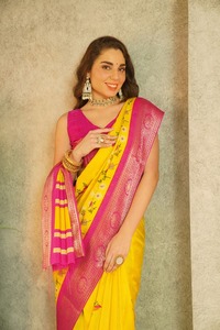 All Digital Printed Dola Silk <b>Fabric</b> Thick Border Highly Fashionable Saree Blouse for Wedding Parties <b>Indian</b> Clothes Summer - Product Image 6