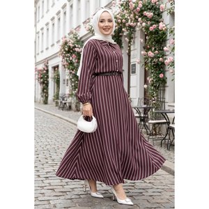 Completo Due Pezzi in Tessuto Crepe a Righe Bordeaux XS/XS, Top Aderente e Gonna Corta per Primavera/Estate - Product Image 1