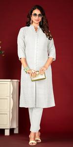 READY MADE VISCOUS RAYON SOIE AVEC ENTIÈREMENT LUCKNOWI Shiffly WORK POCKET KURTIS - Product Image 2