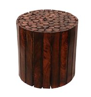 Corde en bois légère et portable élégante Peedi Mini Seater Design moderne Ottoman rouge et blanc cassé pour s'asseoir à l'intérieur à l'extérieur