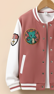 Chaqueta Bomber Varsity con parches con letras para Mujer | Estilo béisbol con botones | Color melocotón - Product Image 3