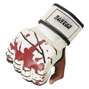 Gants MMA personnalisables de haute qualité pour hommes Gants Muay Thai en cuir faits à la main au Pakistan - Product Image 4