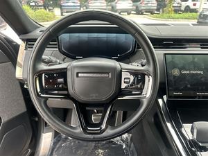 Clean 2024 Land Rover Range Rover Sport P400 Dynamic SE AWD (d'occasion-Excellent état) avec démarrage à distance Démarrage à distance - Product Image 5