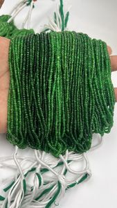 Vente en gros de perles de pierres précieuses en tsavorite verte de qualité fine 2.5mm à 3.5mm en forme de rondelle fabriquées en Inde et fabriquées à Jaipur - Product Image 4