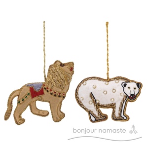 Ornamento di Natale del re leone fatto a mano | Arredamento invernale ricamato moderno ed ecologico sostenibile per l'europa canadese - Product Image 2